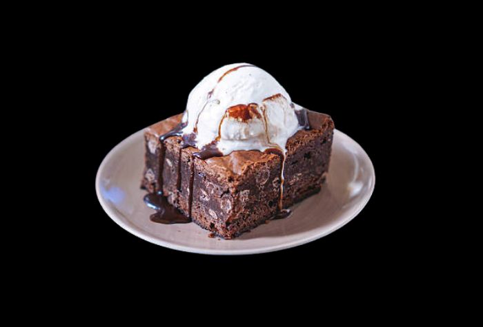 Brownie con helado